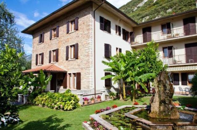 Hotel San Carlo Malcesine Exterior photo